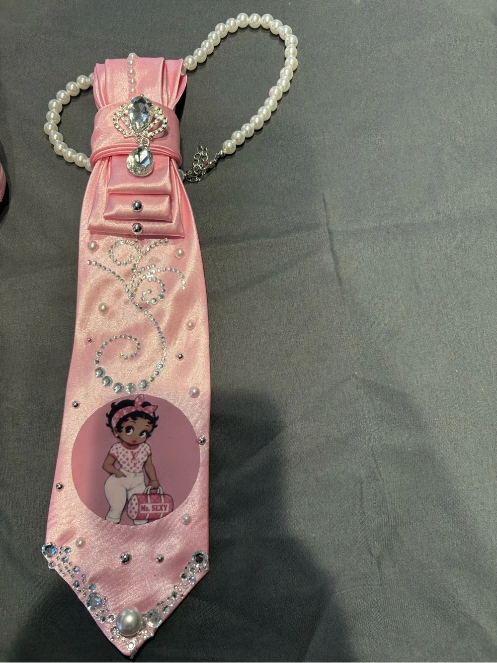 Women's Pink Embellished Cap and Tie Set - Brand: